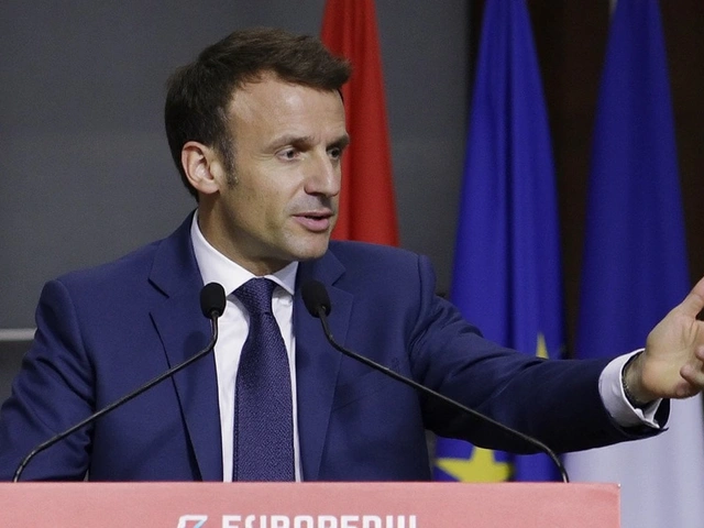Macron varuje před křehkým příměřím cel: Evropa by měla aktivovat všechny páky