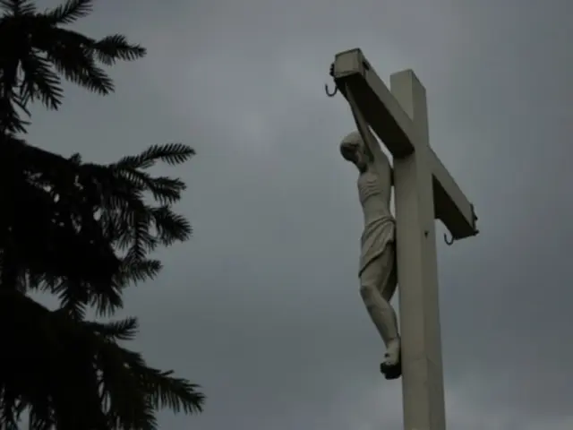 Velký pátek a zahradní superstice: Proč se v tento den nekopá?