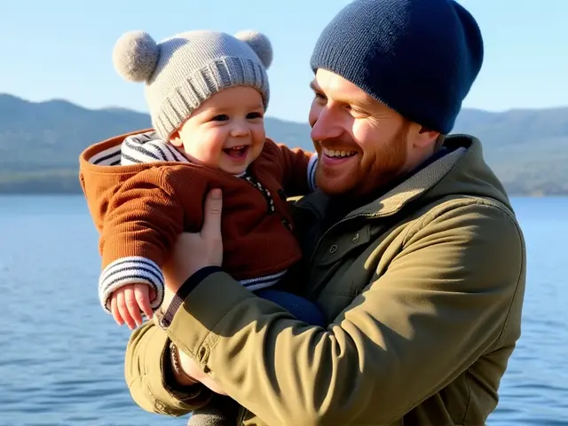 Archie slaví 7 let: Meghan zveřejnila vzácné fotky z pláže i jako miminka