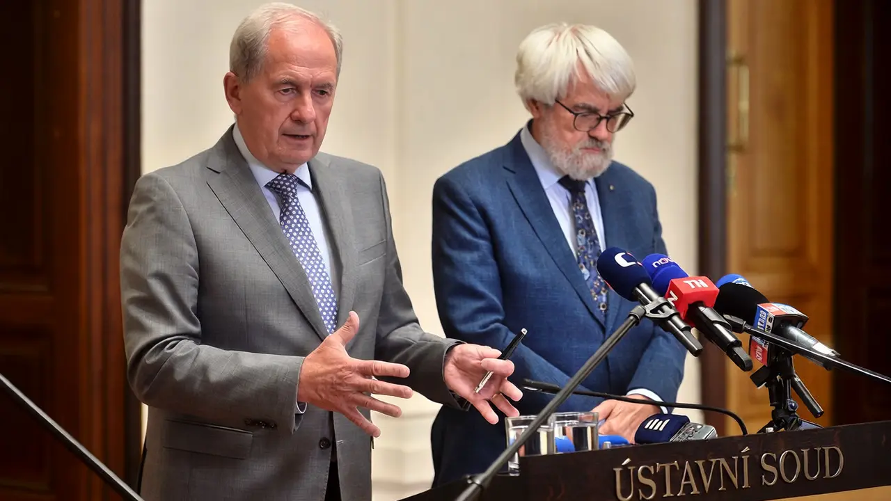 Ústavní soud přikázal: Pavel musí na summit NATO do Ankary