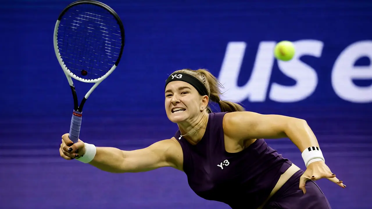 Osaka porazila Muchovou a vrací se do semifinále US Open